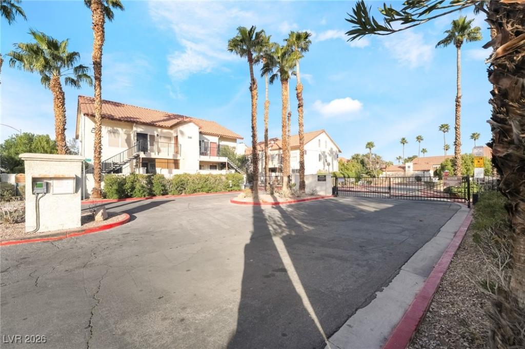 MLS #2746553 image #0