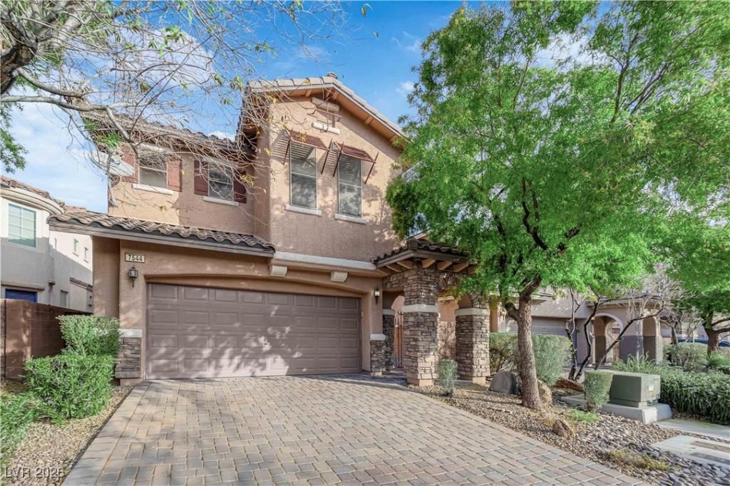 MLS #2746559 image #0