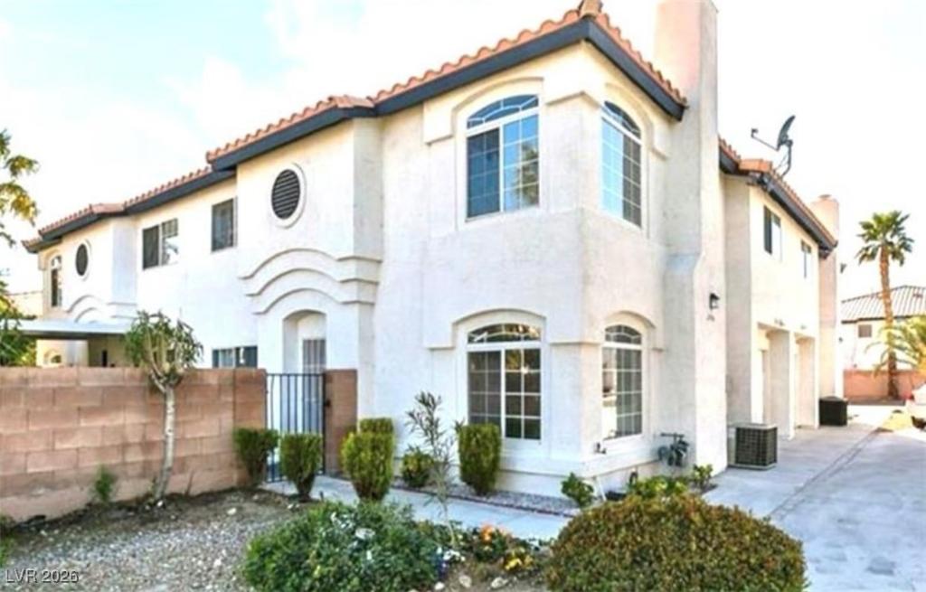 MLS #2746999 image #0