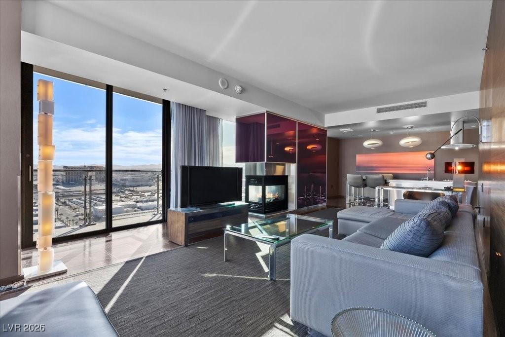 MLS #2747299 image #0