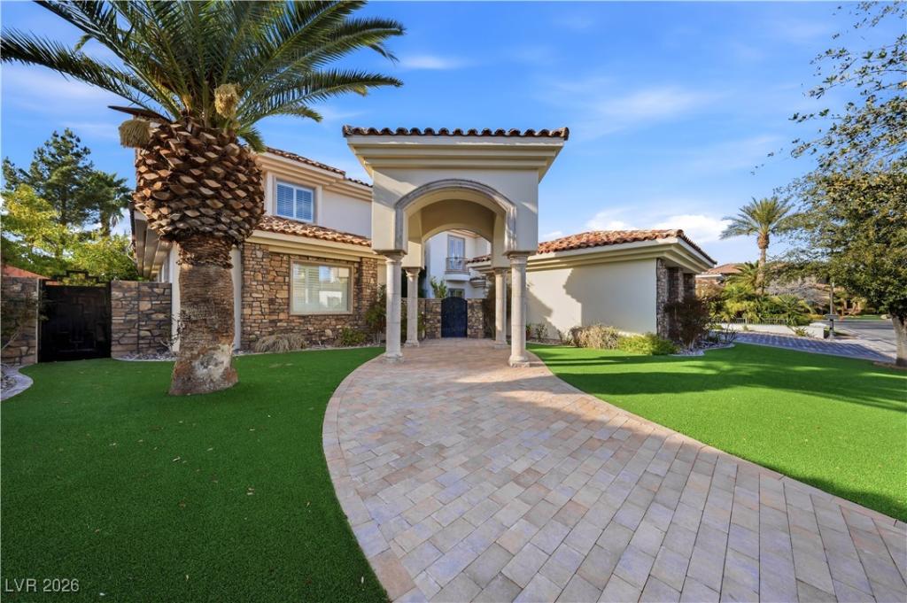 MLS #2747824 image #0