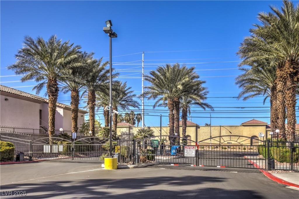 MLS #2747963 image #0