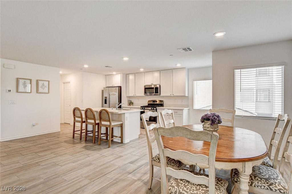 MLS #2748192 image #0