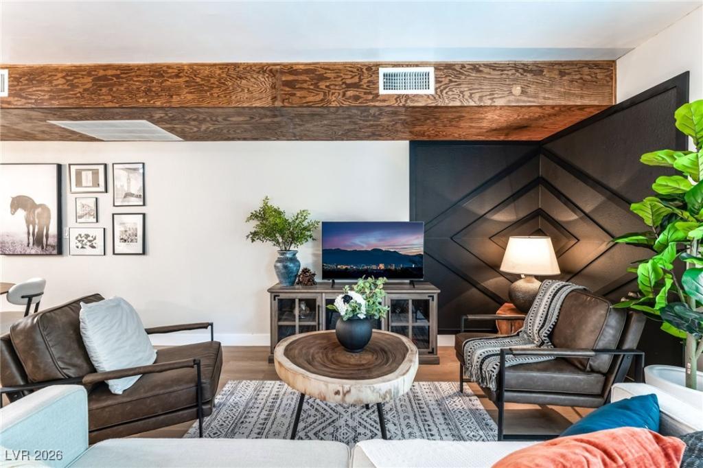 MLS #2748234 image #0