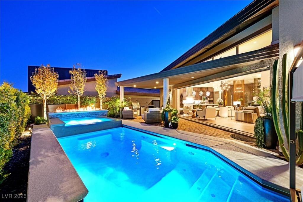 MLS #2748247 image #0