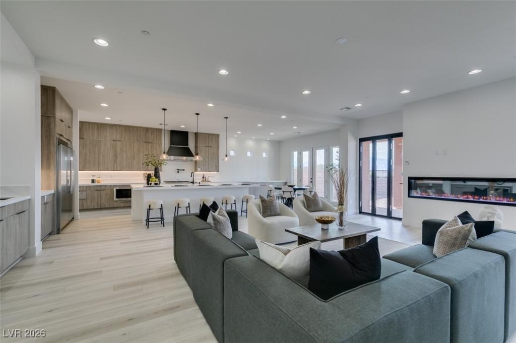 MLS #2748406 image #0