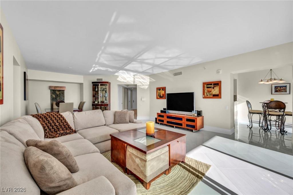 MLS #2748682 image #0