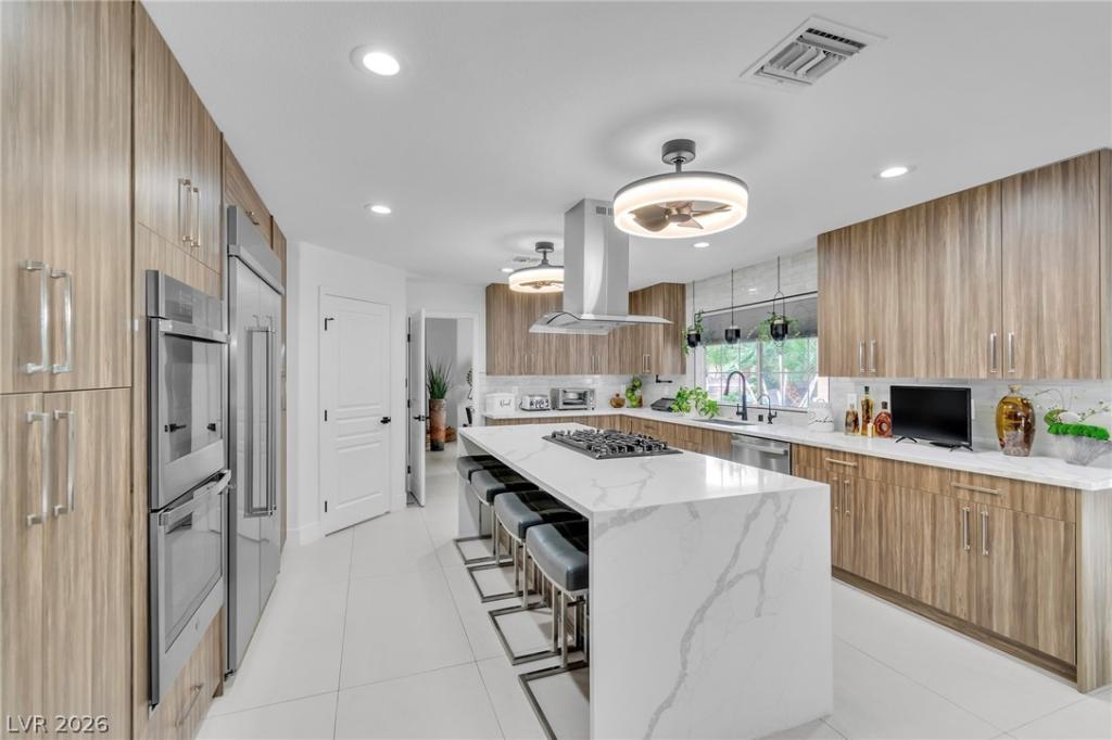 MLS #2764609 image #0