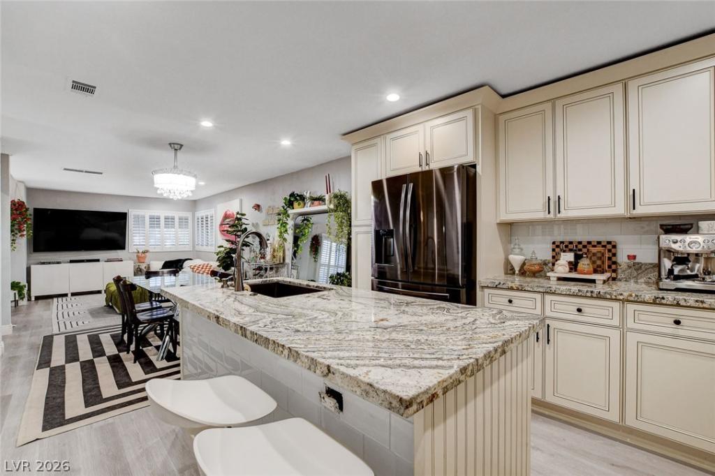MLS #2765401 image #0