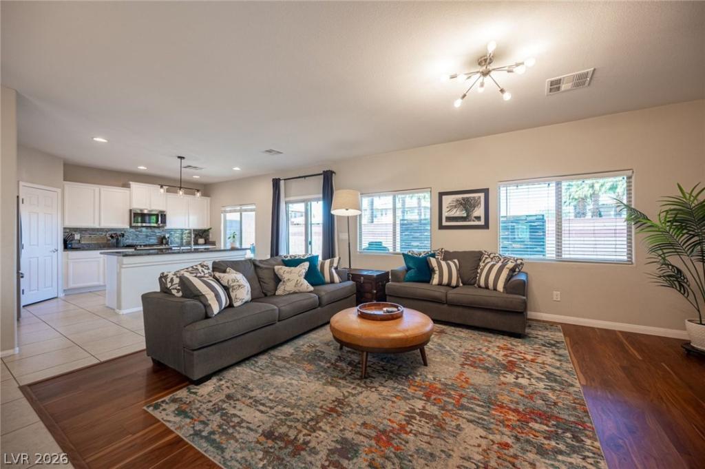 MLS #2778942 image #0