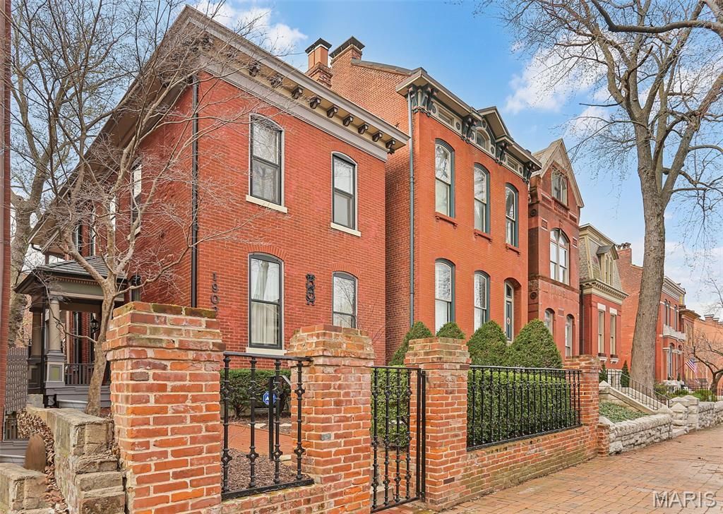 MLS #MIS26015233 image #0