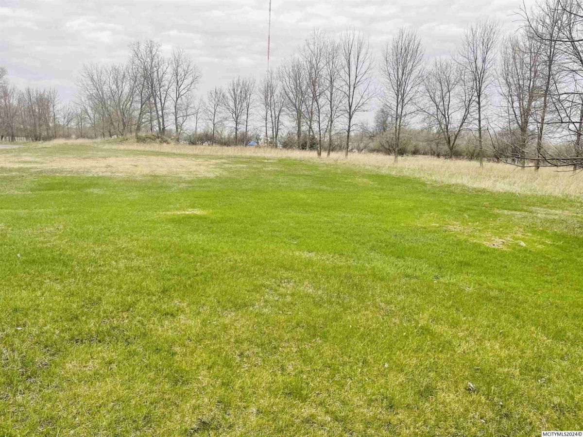 MLS #240035 image #0