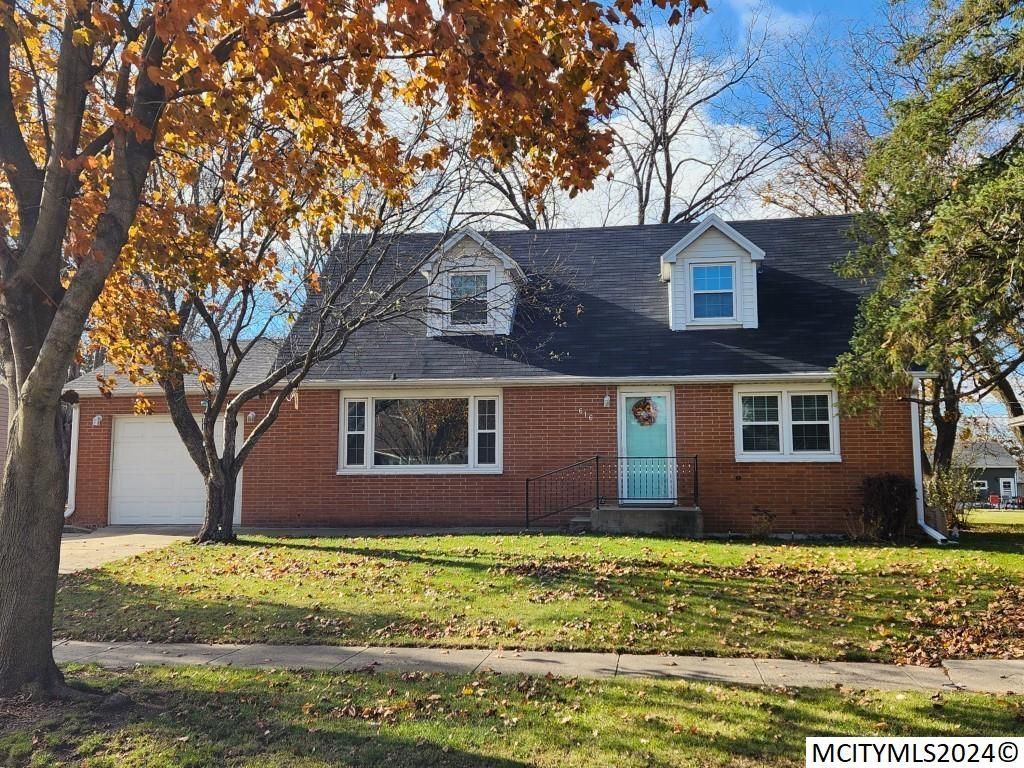 MLS #240811 image #0