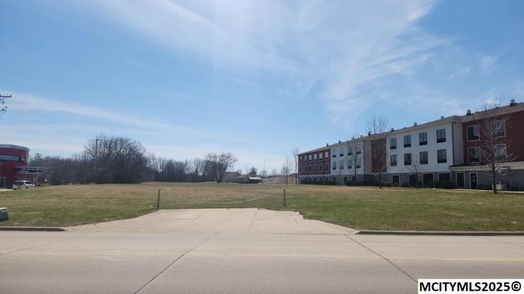 MLS #250190 image #0