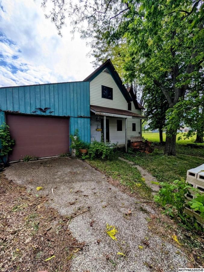 MLS #250320 image #0