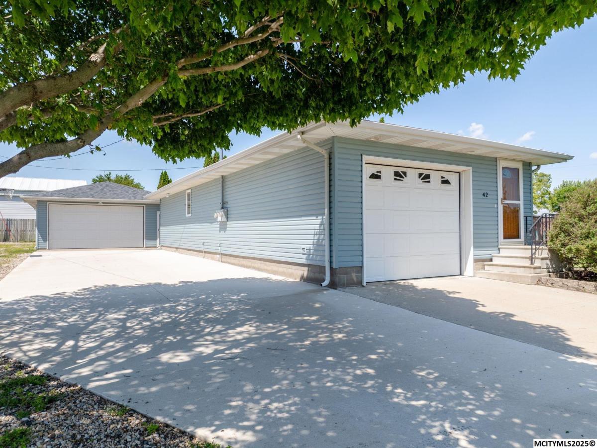 MLS #250419 image #0