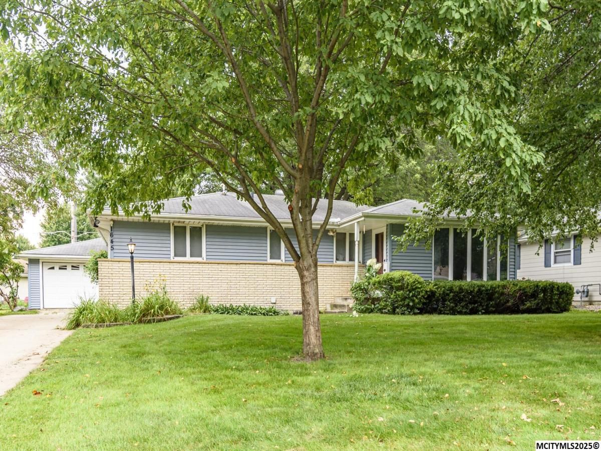 MLS #250454 image #0