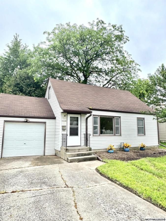 MLS #250505 image #0