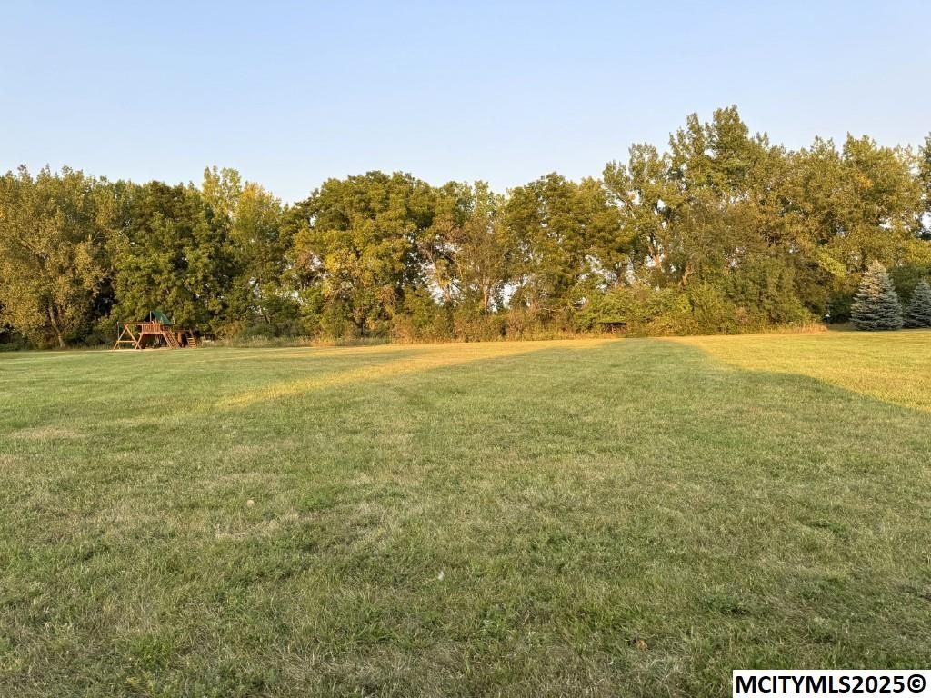 MLS #250570 image #0