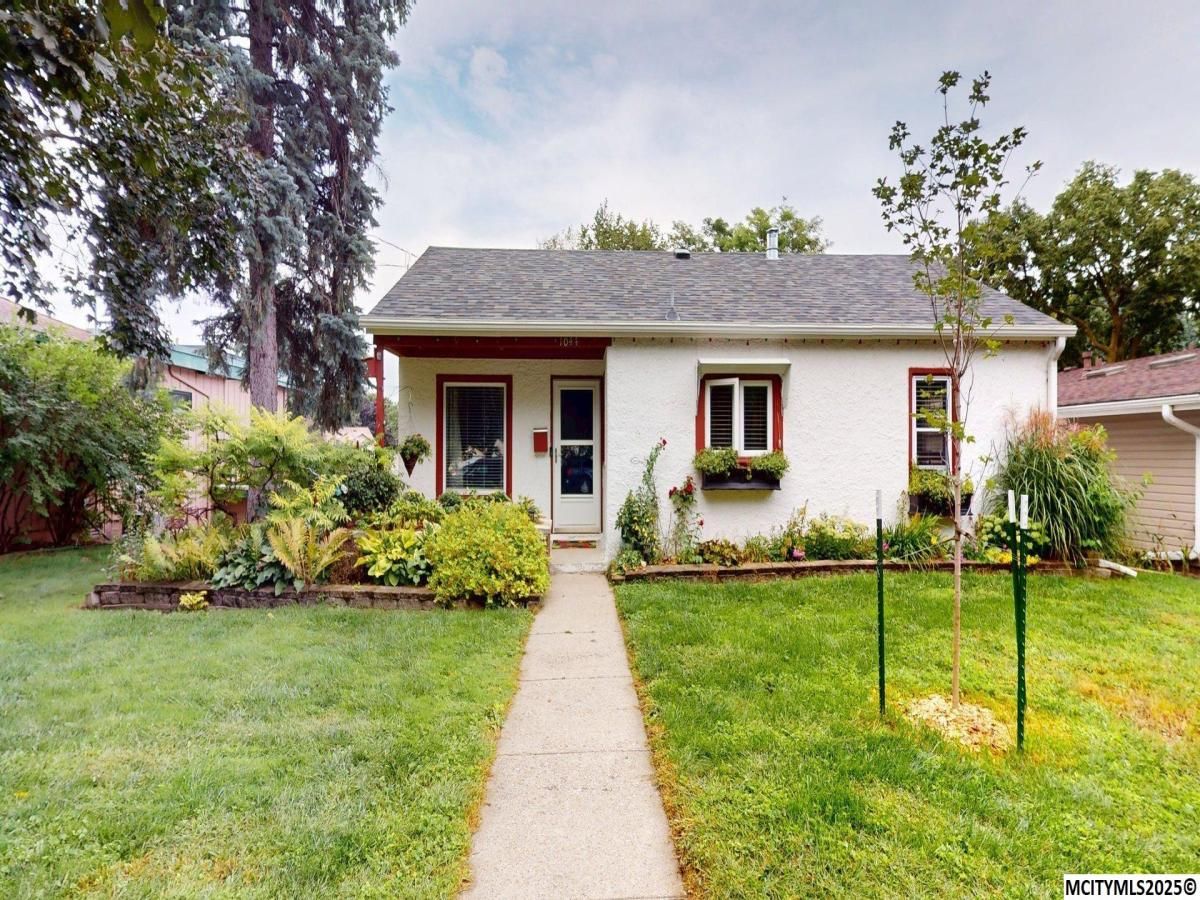 MLS #250638 image #0