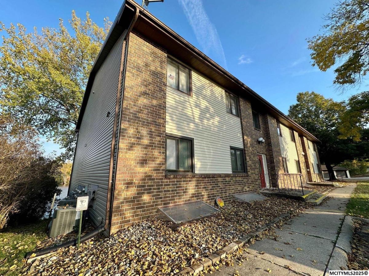 MLS #250757 image #0