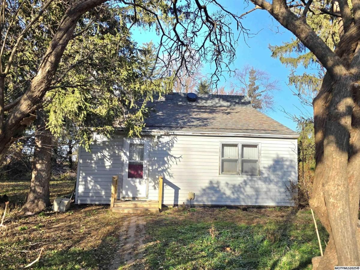 MLS #250858 image #0