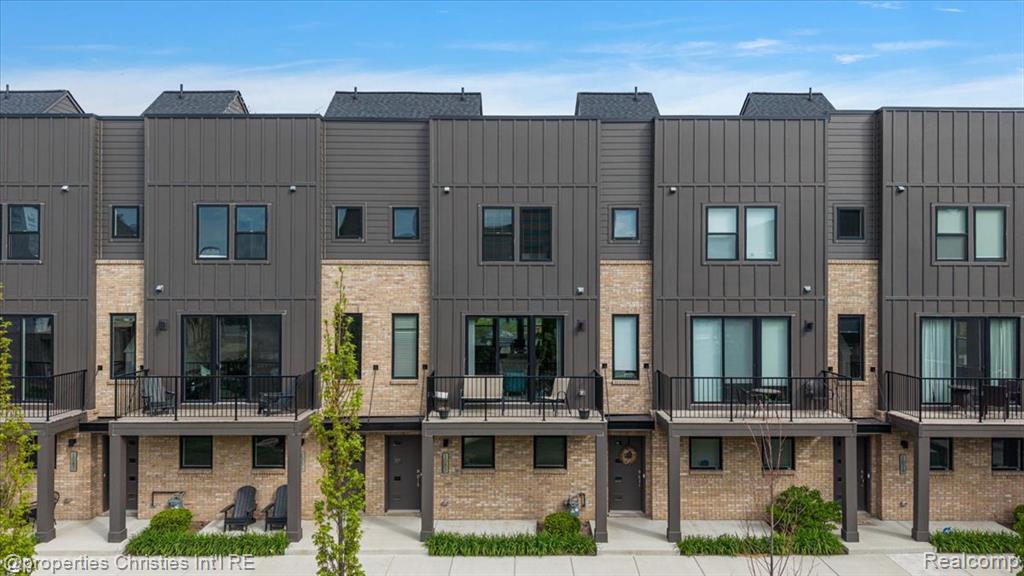 MLS #20261037116 image #0