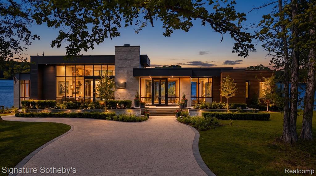 MLS #20261054028 image #0