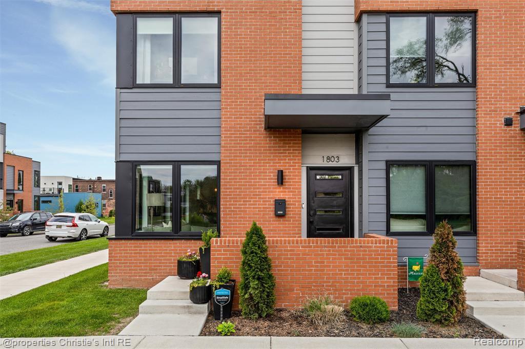 MLS #20261072882 image #0
