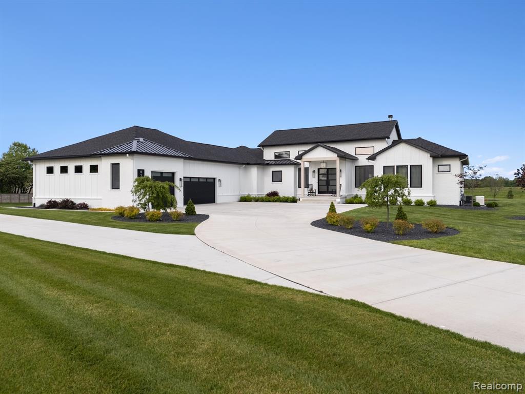 MLS #20261077317 image #0