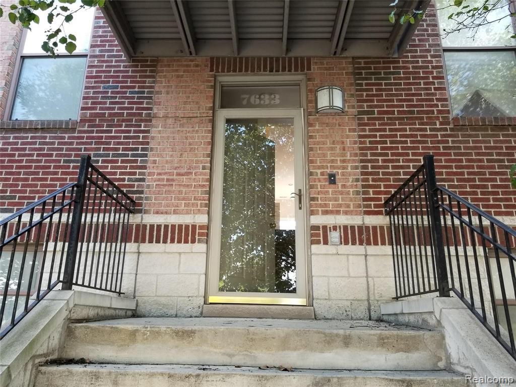 MLS #219118008 image #0
