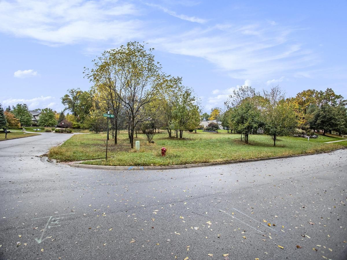 MLS #24054317 image #0