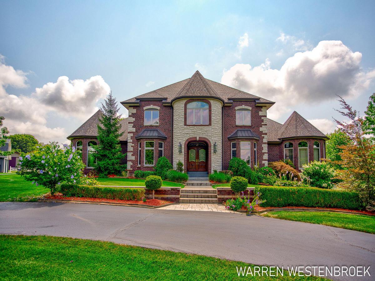 MLS #25016242 image #0