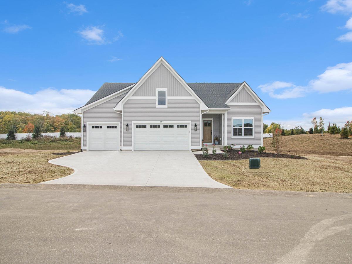 MLS #25017899 image #0