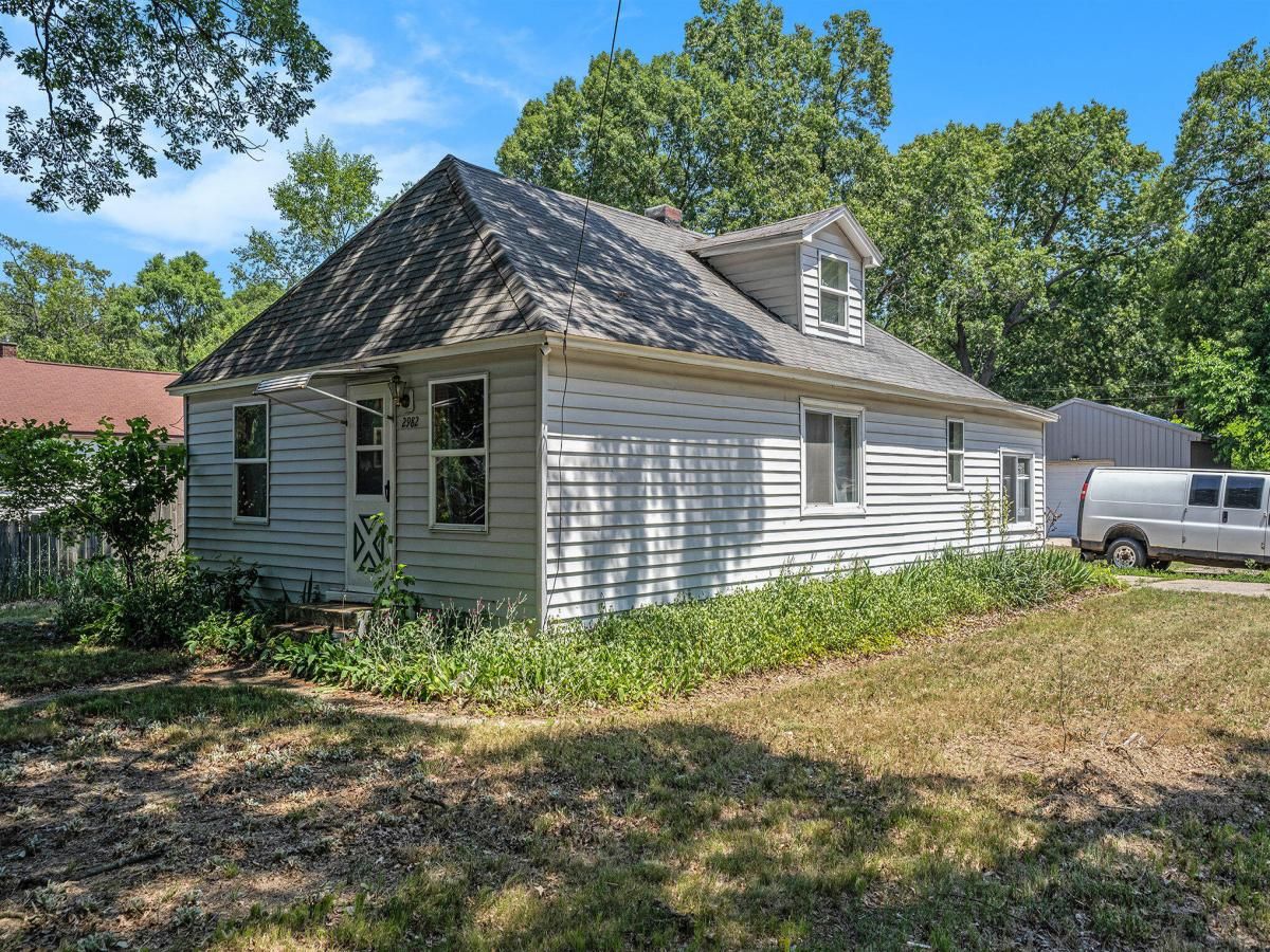 MLS #25032355 image #0