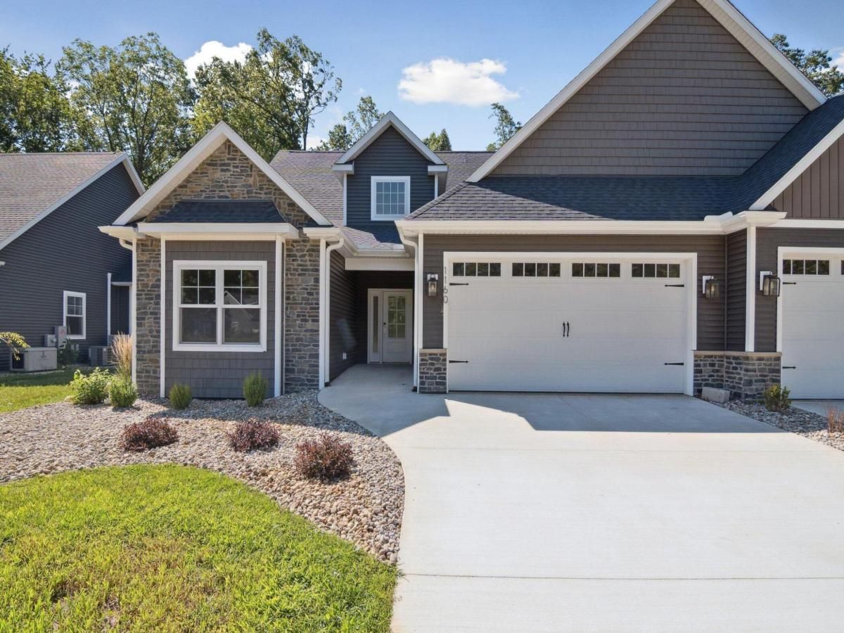 MLS #25047383 image #0