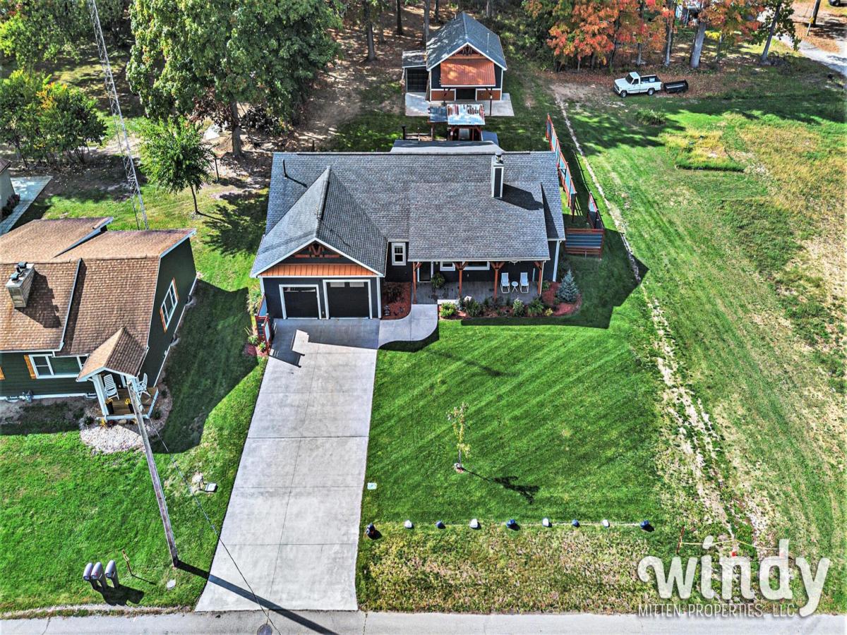 MLS #25052445 image #0