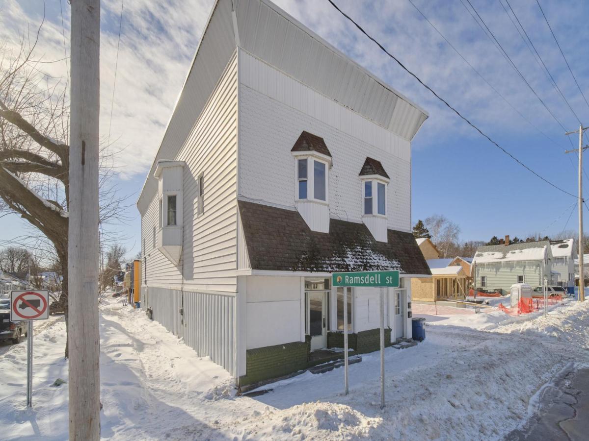 MLS #26005165 image #0