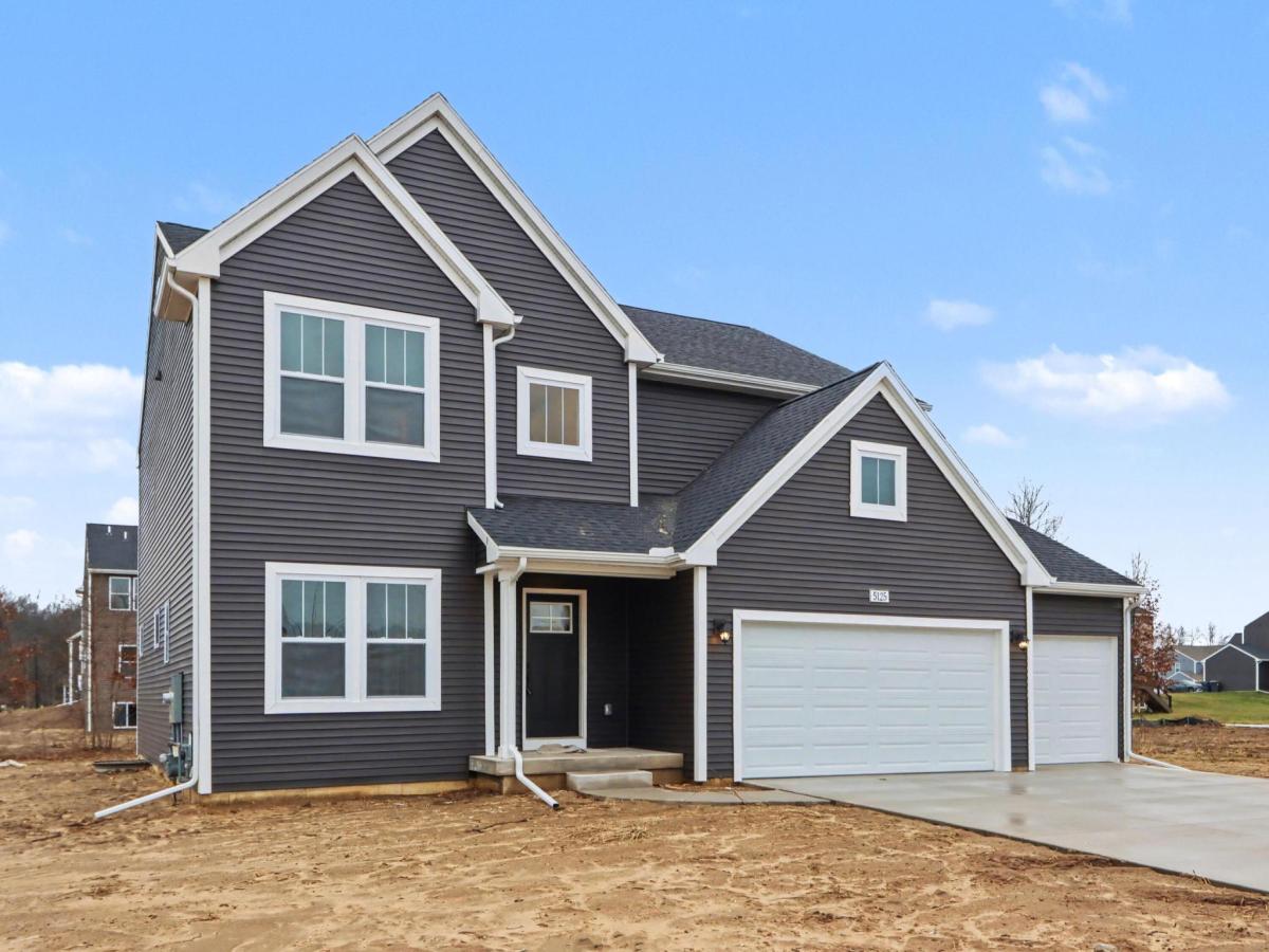 MLS #26007195 image #0