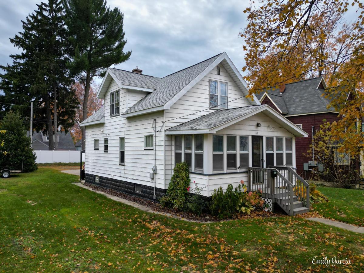 MLS #26011246 image #0