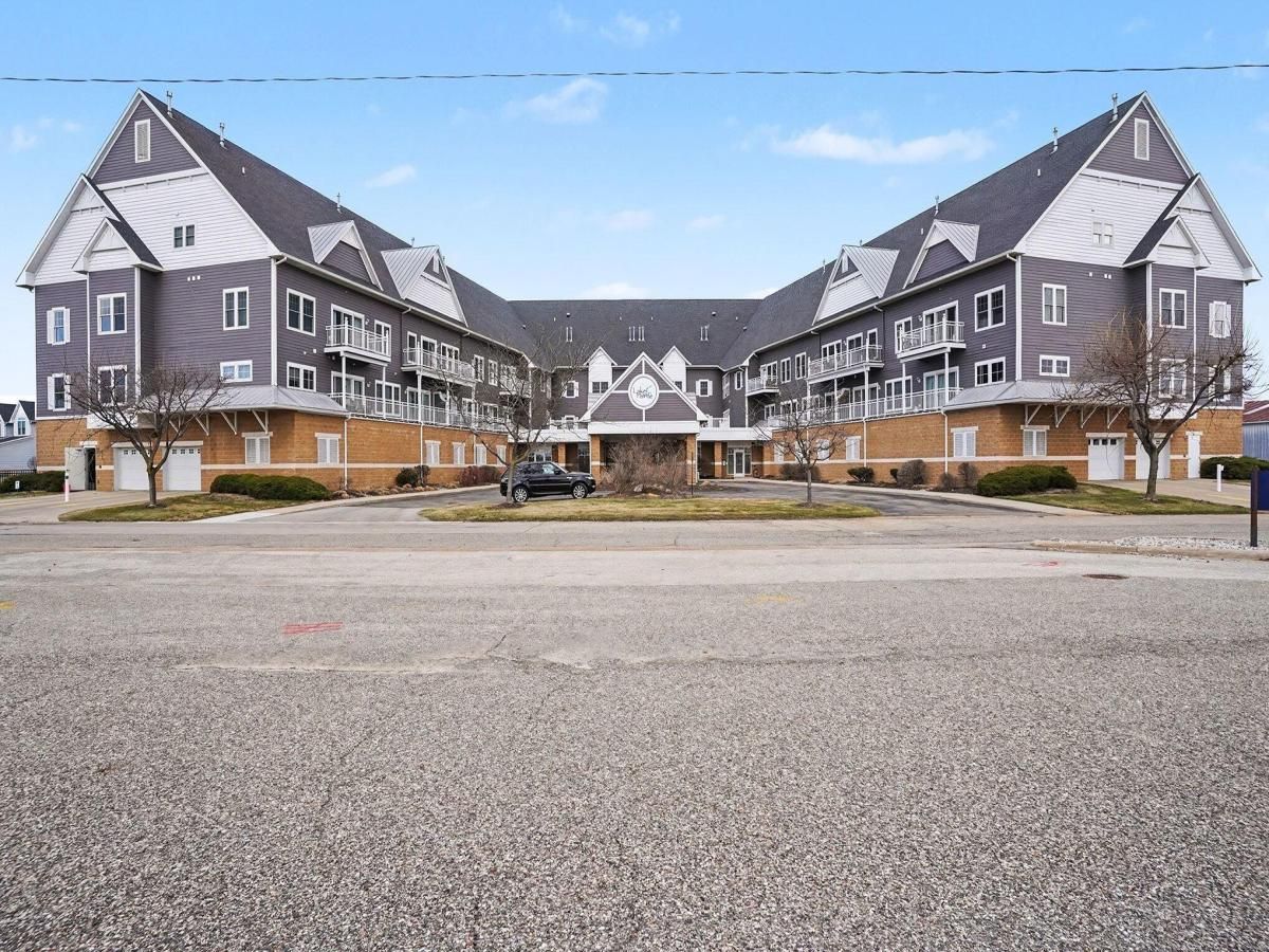 MLS #26011476 image #0