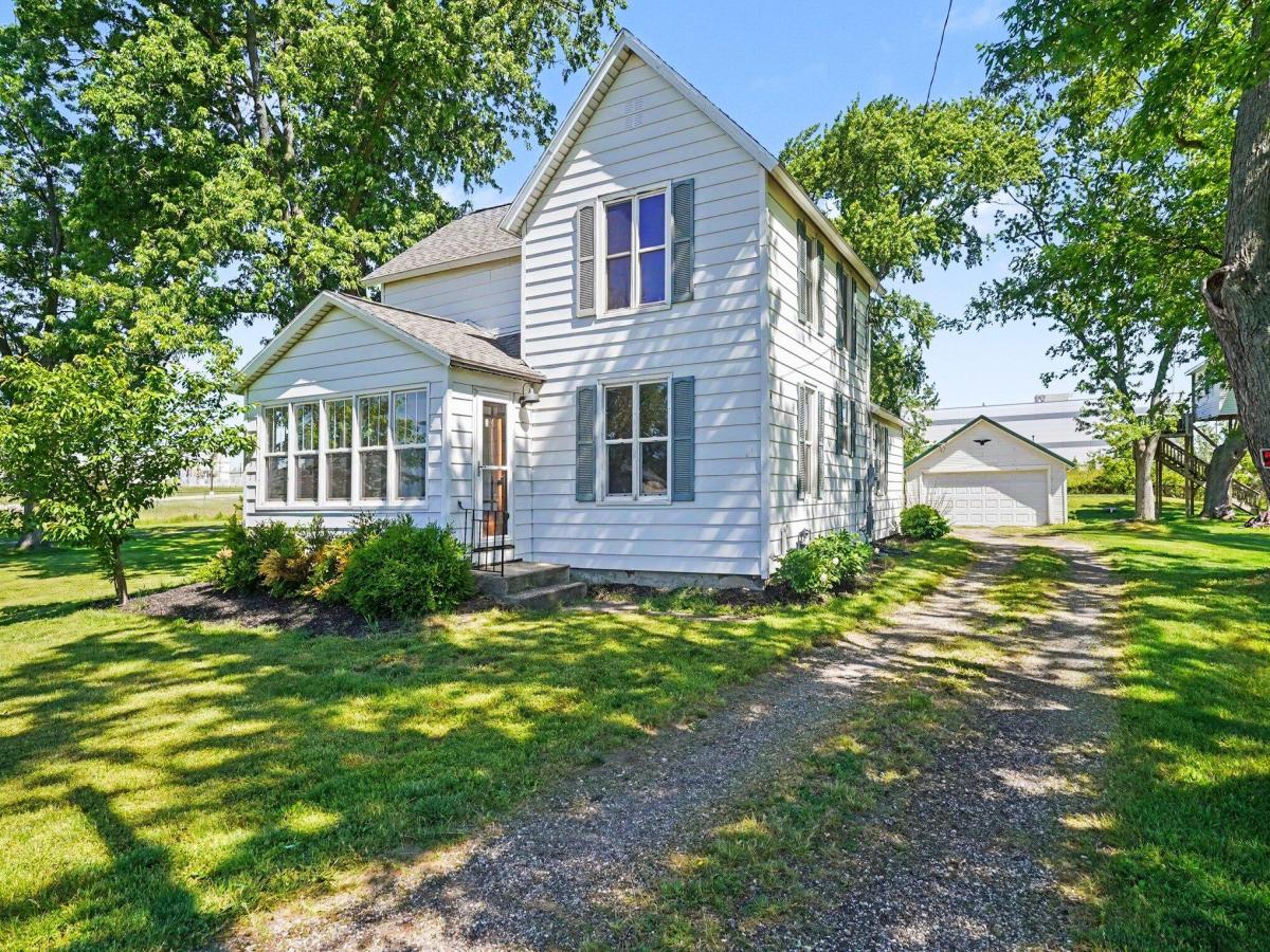 MLS #26011492 image #0