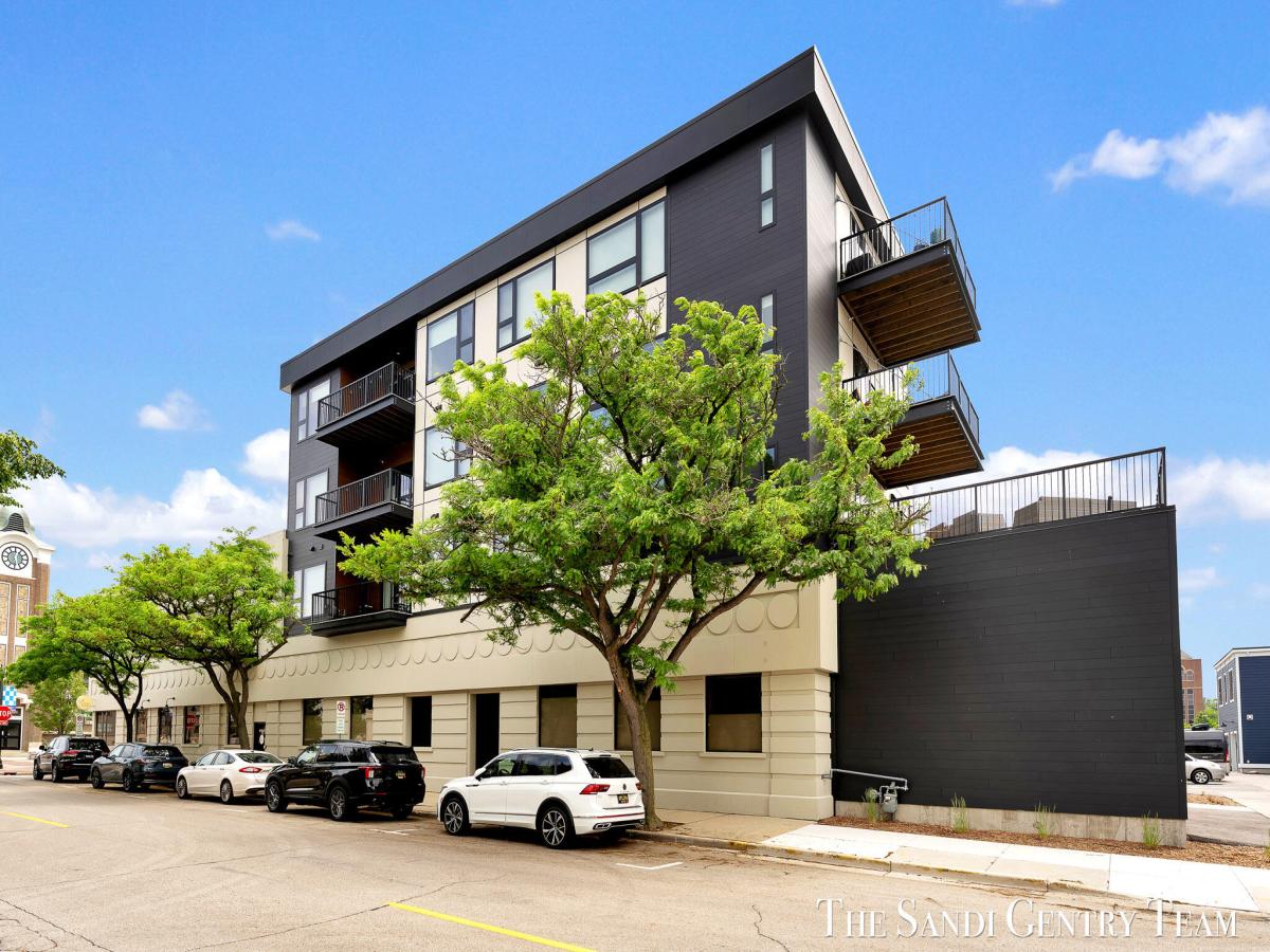 MLS #26011609 image #0