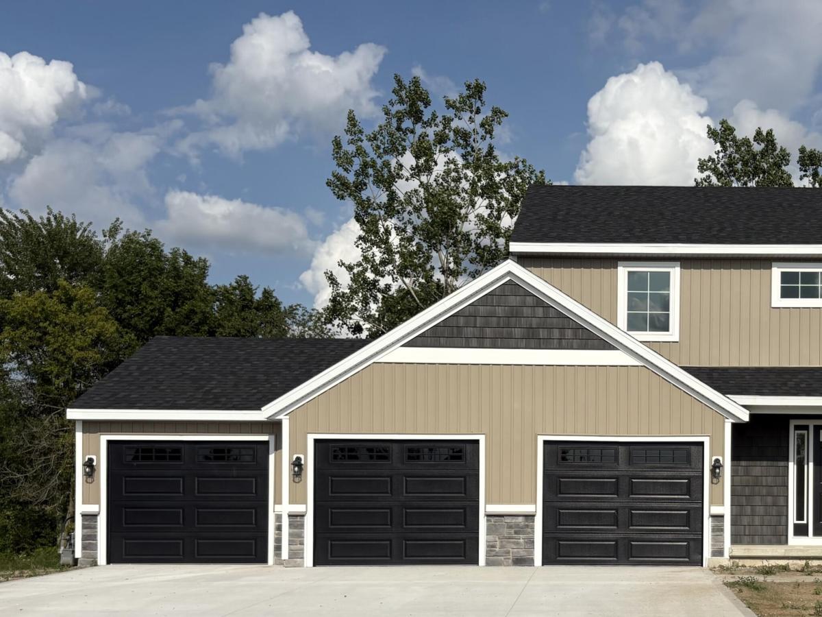 MLS #26012414 image #0