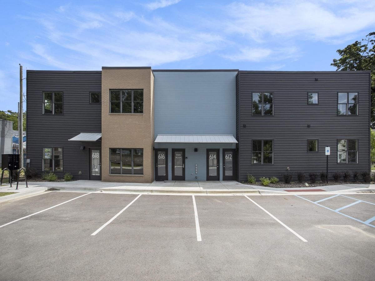 MLS #26012736 image #0
