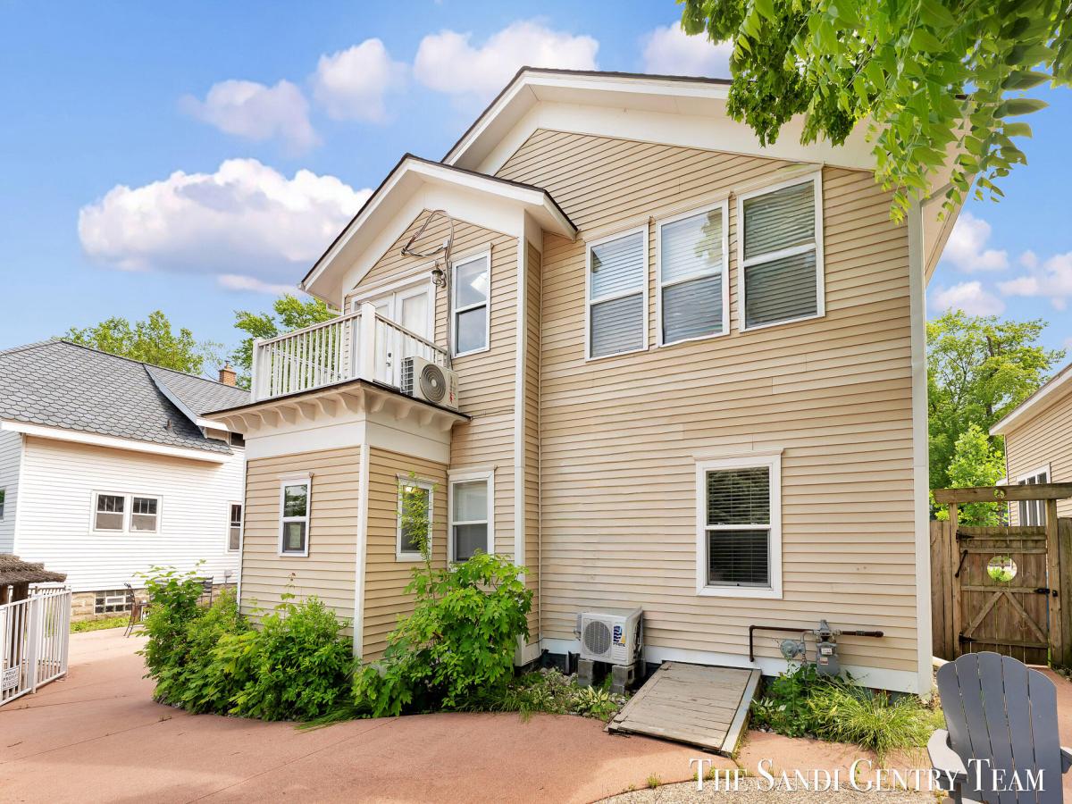 MLS #26011893 image #0