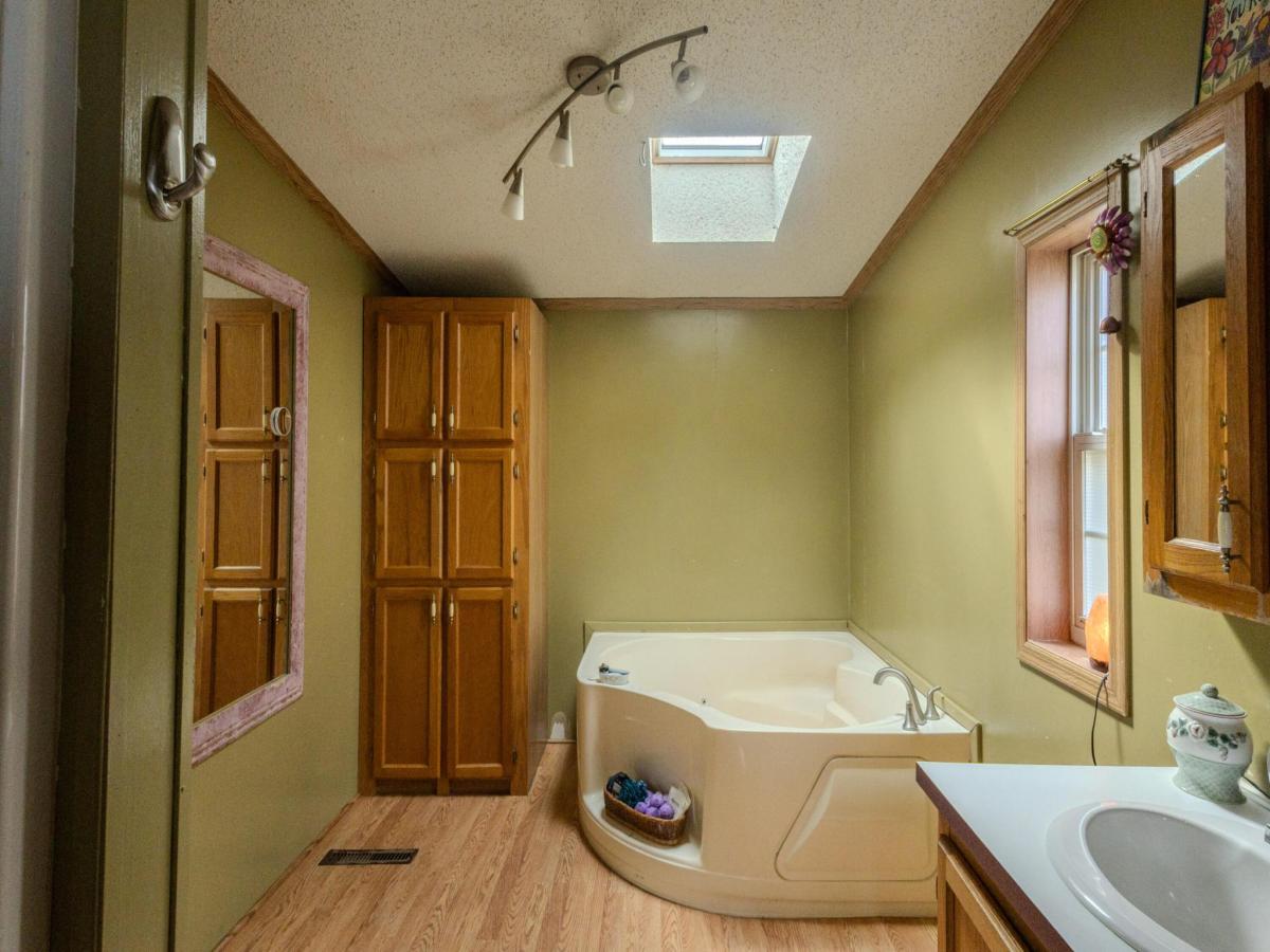 MLS #26016772 image #0