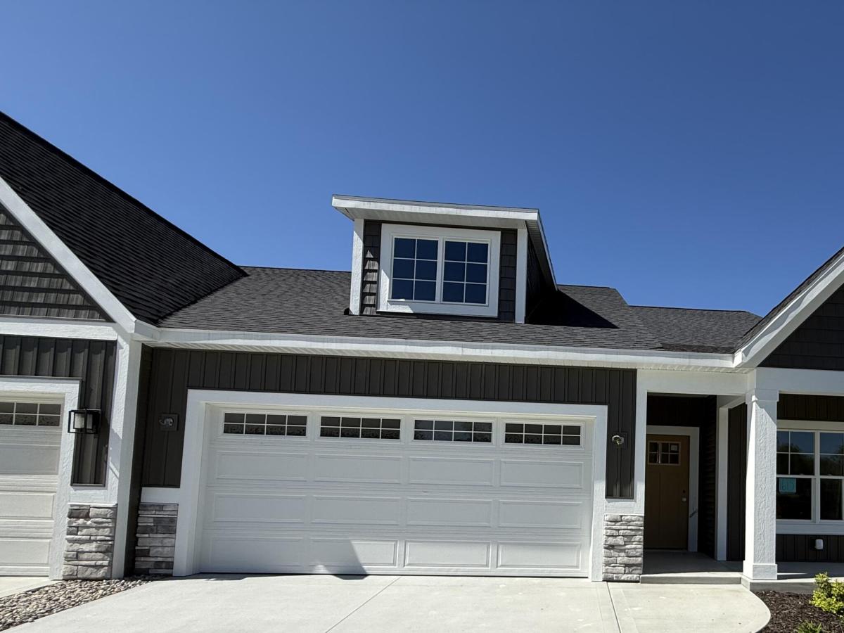 MLS #26017036 image #0