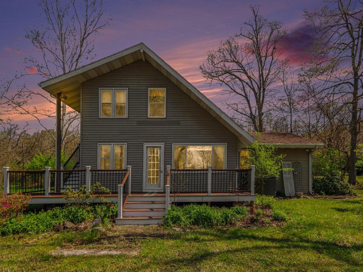 MLS #26017060 image #0