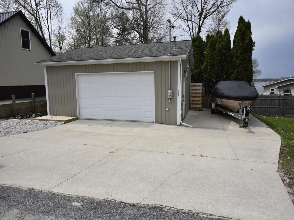 MLS #26017120 image #0